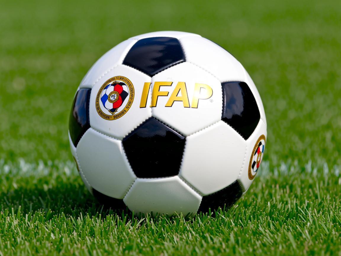 开yun官网-南特通过高位逼抢打出强烈节奏，南特高商相当于国内什么大学